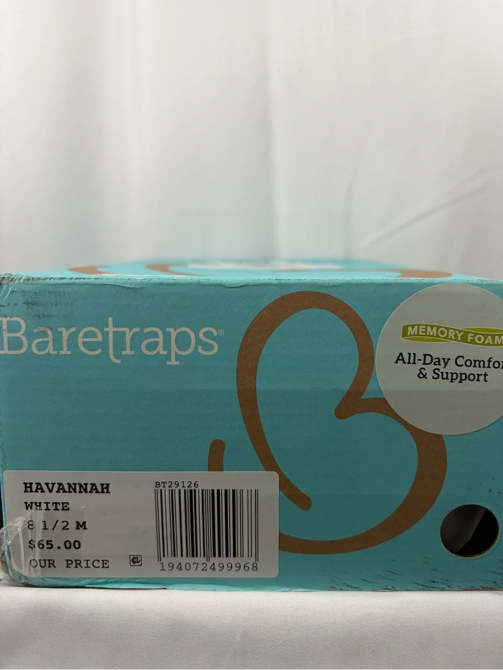 NWT BareTraps Women’s Size 8.5 White Strappy Gladiator Sandals